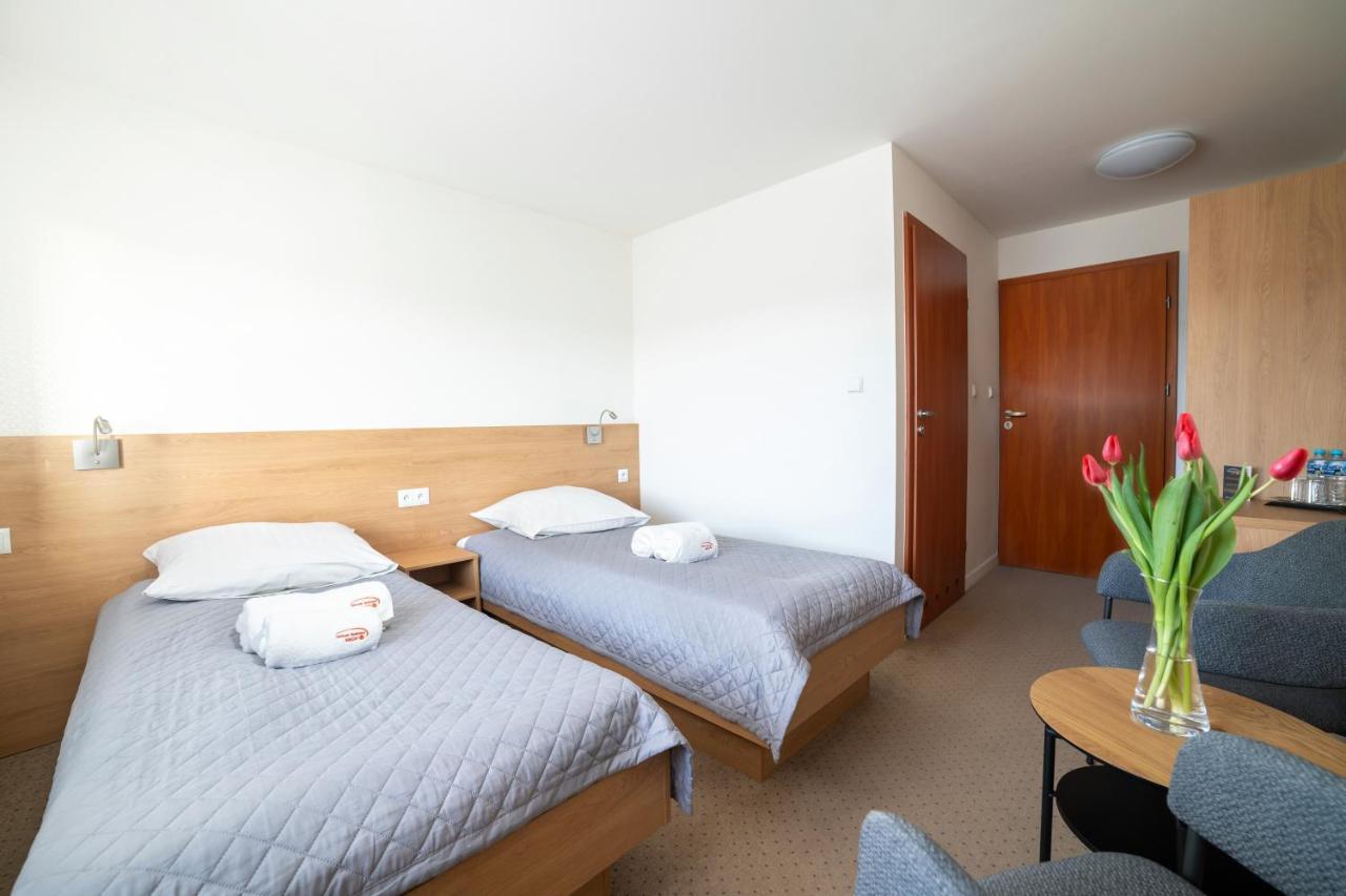 Hotel Angie Puszczykowo Eksteriør billede